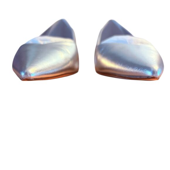 Stuart Weitzman Metallic Silver Pointed Toe Kitten Heel Pumps Designer Shoes 8.5 - Picture 5 of 12